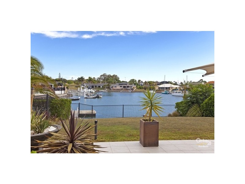 36 Mainroyal Court, Raby Bay QLD 4163