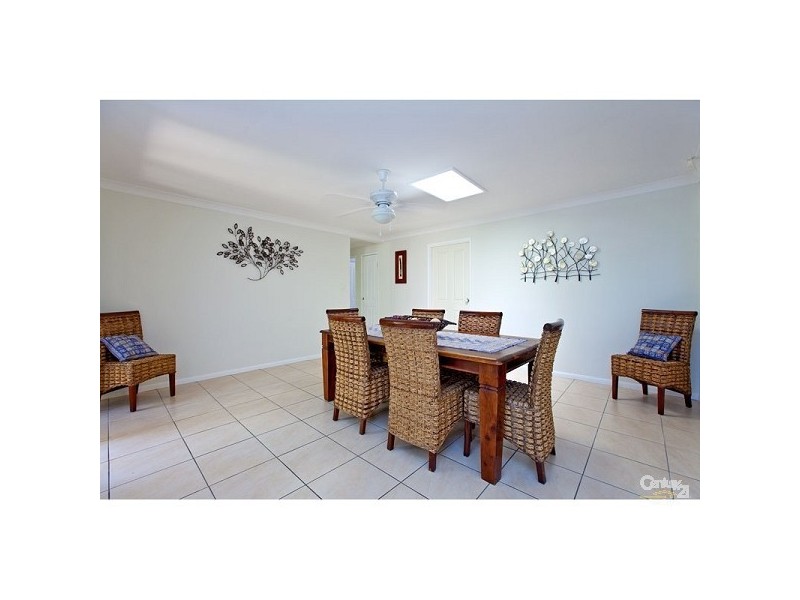 15 Sylvie Street, Thornlands QLD 4164