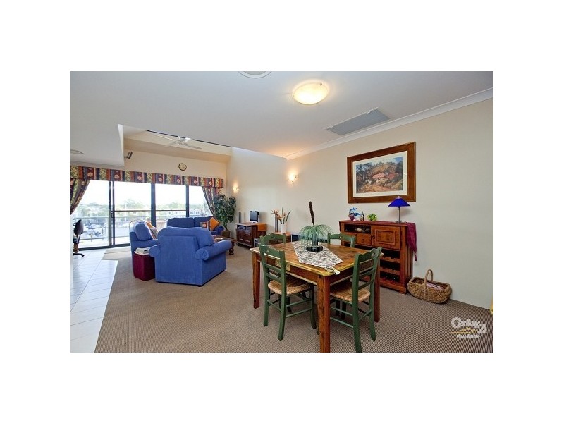 Unit 50 The Anchorage Masthead Drive, Raby Bay QLD 4163