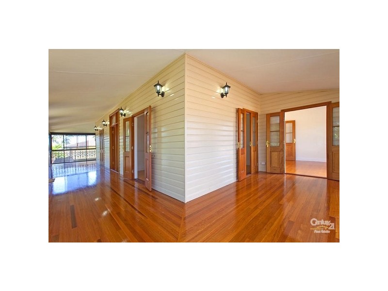 26 Birdwood Road, Birkdale QLD 4159