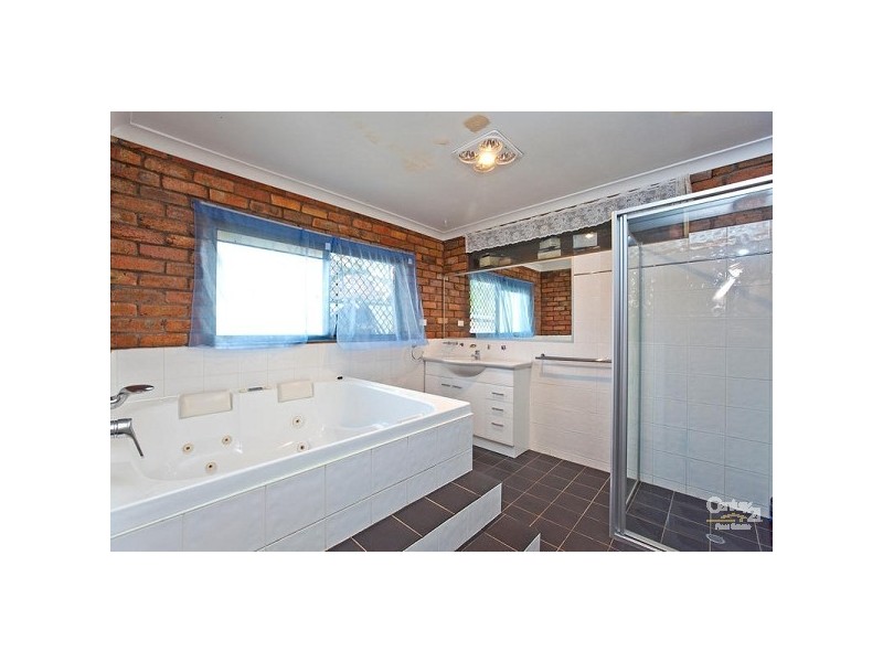 10-12 Colburn Street, Cleveland QLD 4163