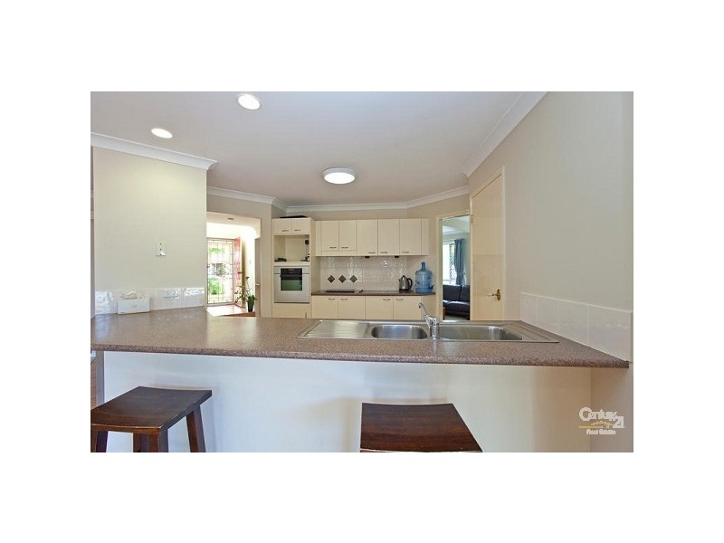 2 Sirocco Court, Ormiston QLD 4160