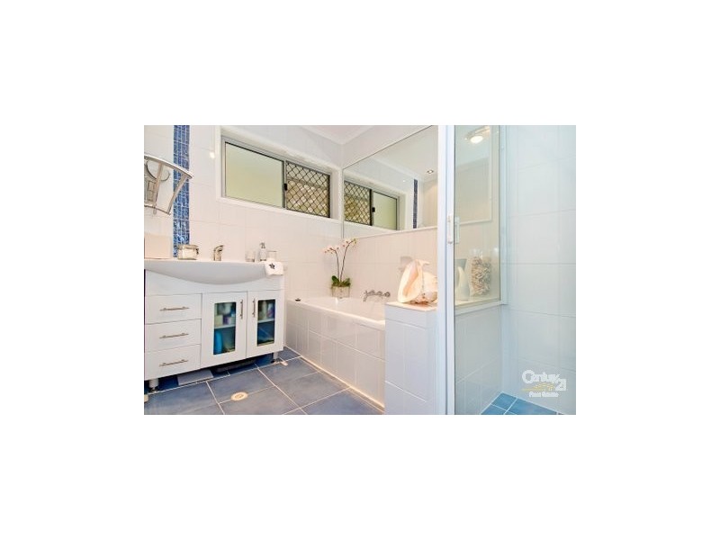 17 Moselle Drive, Thornlands QLD 4164