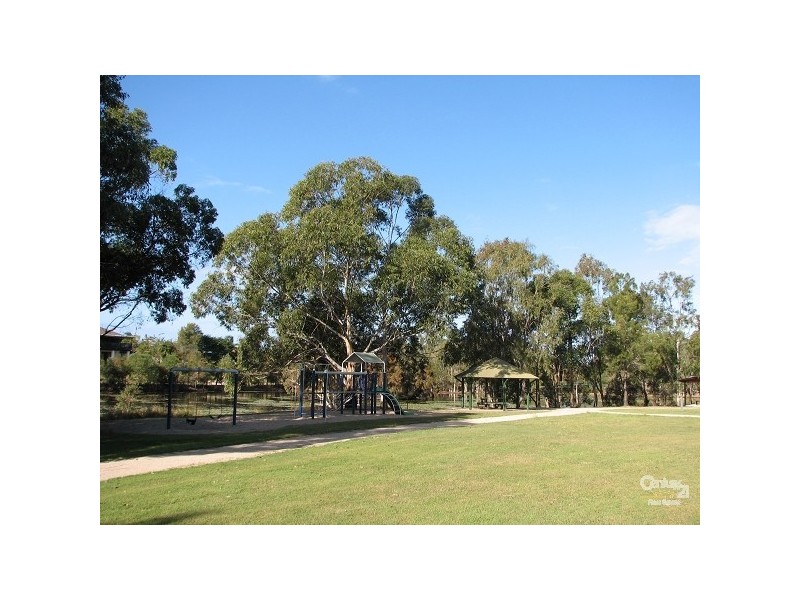 17 Moselle Drive, Thornlands QLD 4164