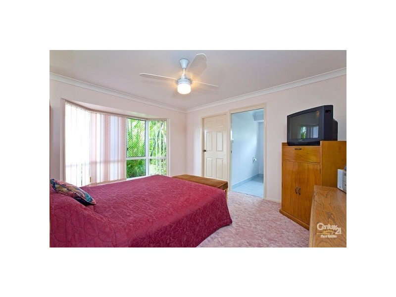 1 Sunburst Cr, Capalaba QLD 4157