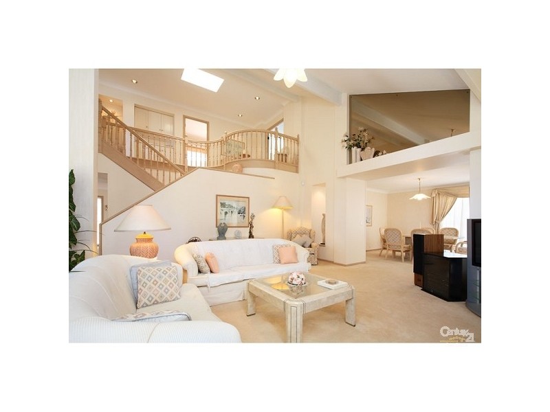 101 Masthead Drive, Raby Bay QLD 4163