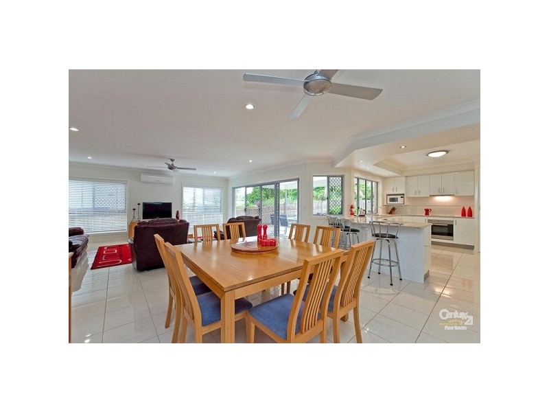 6 Oak Street, Ormiston QLD 4160