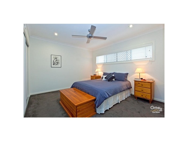 6 Oak Street, Ormiston QLD 4160