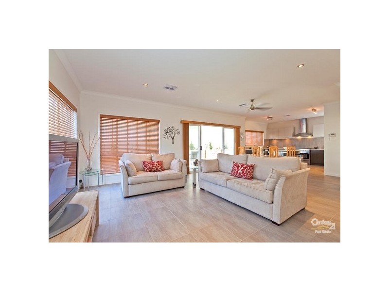 10 Baycrest Place,, Thornlands QLD 4164