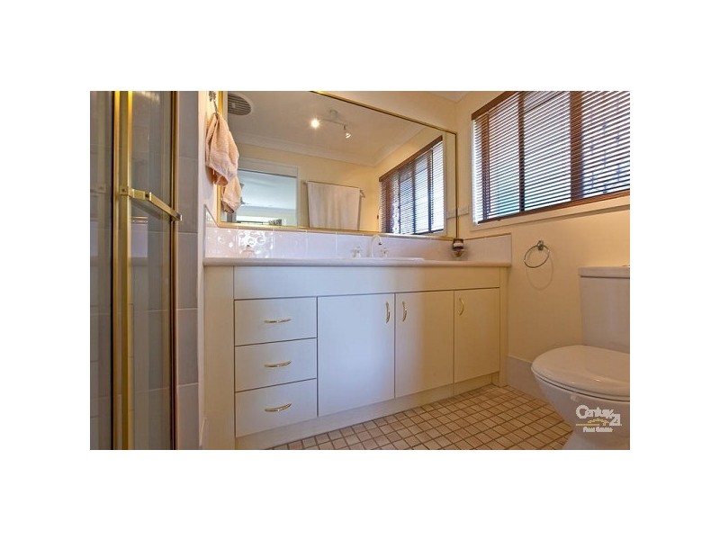 25 Chateau Street, Thornlands QLD 4164