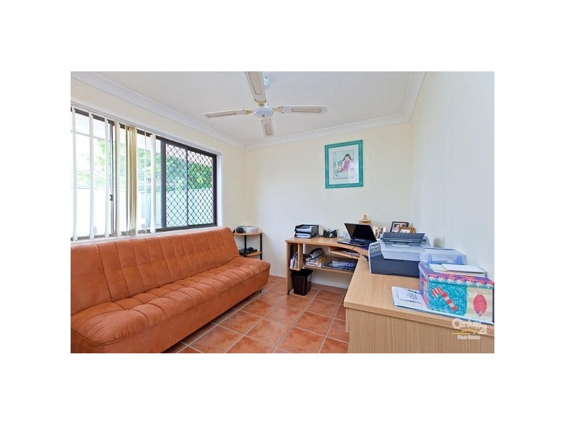 25 Chateau Street, Thornlands QLD 4164