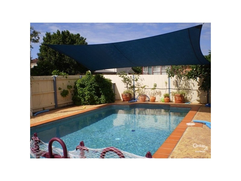 18 Christina Street, Wellington Point QLD 4160