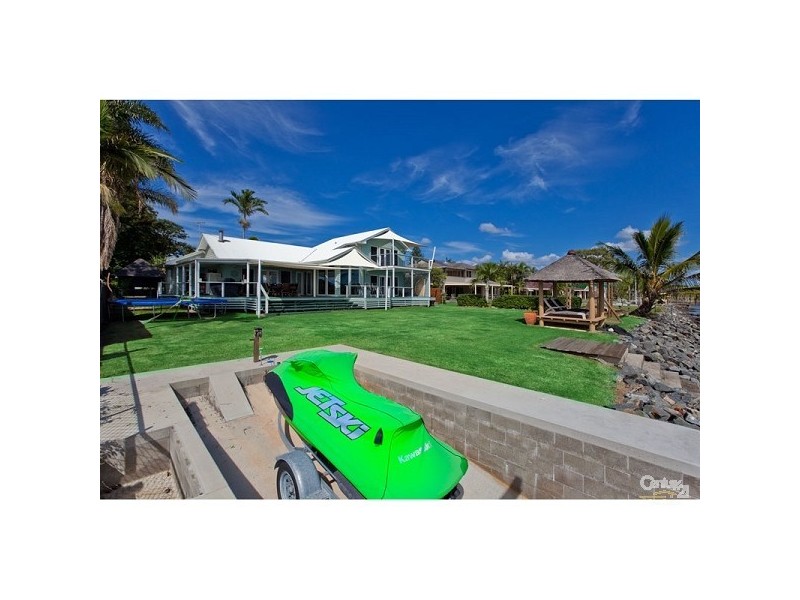 18 Colburn Avenue, Victoria Point QLD 4165