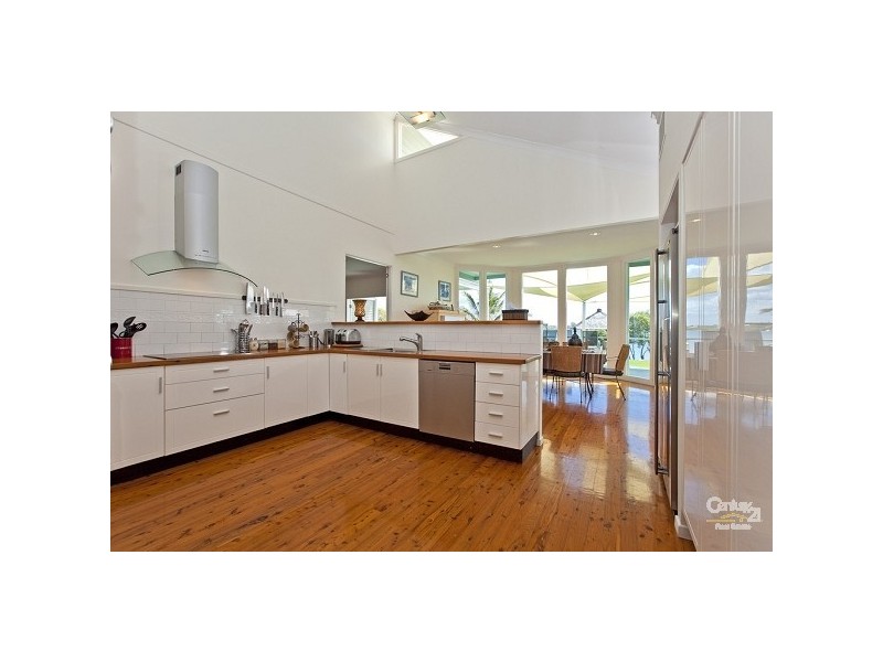 18 Colburn Avenue, Victoria Point QLD 4165