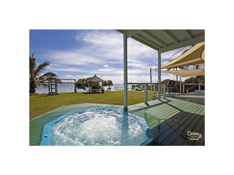 18 Colburn Avenue, Victoria Point QLD 4165