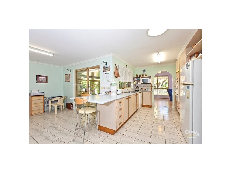 22 Chateau Street, Thornlands QLD 4164