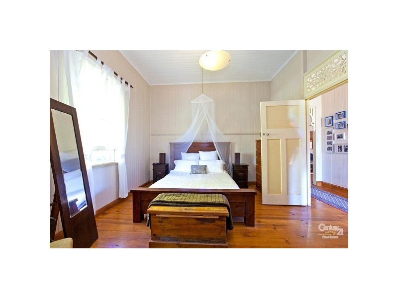 271 Bloomfield, Cleveland QLD 4163