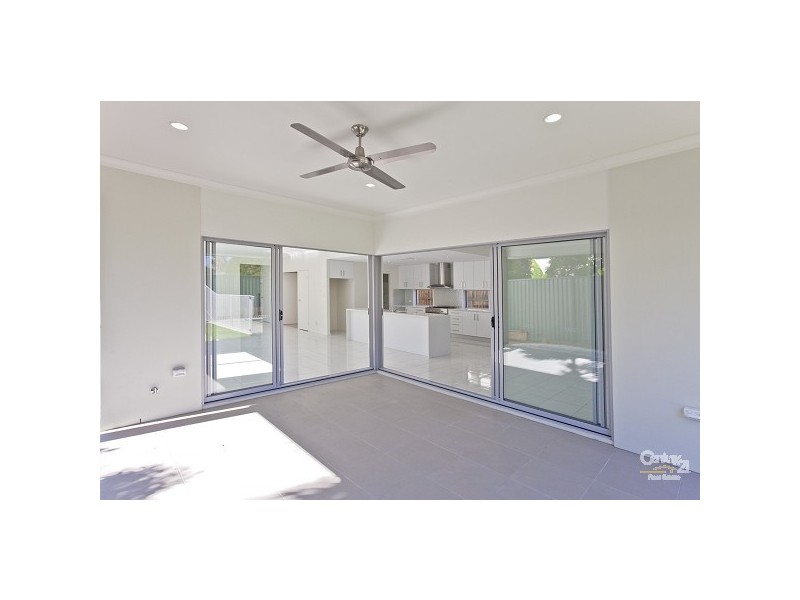 12 Thistle St, Ormiston QLD 4160