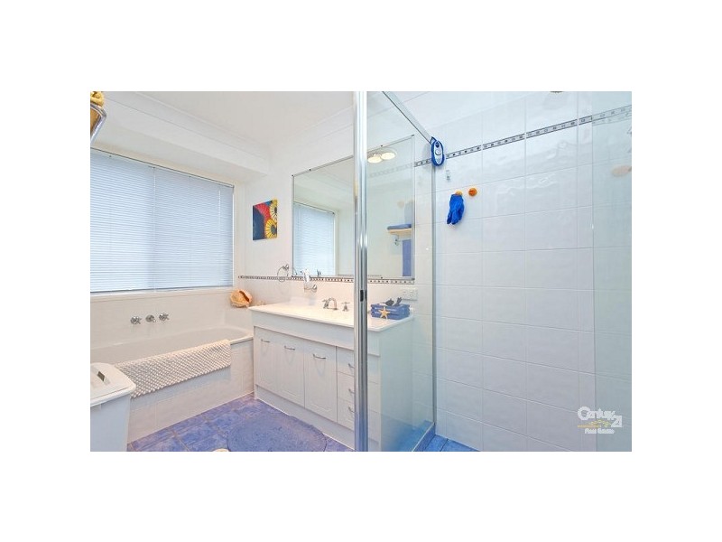 12 Glenbrook Avenue, Victoria Point QLD 4165