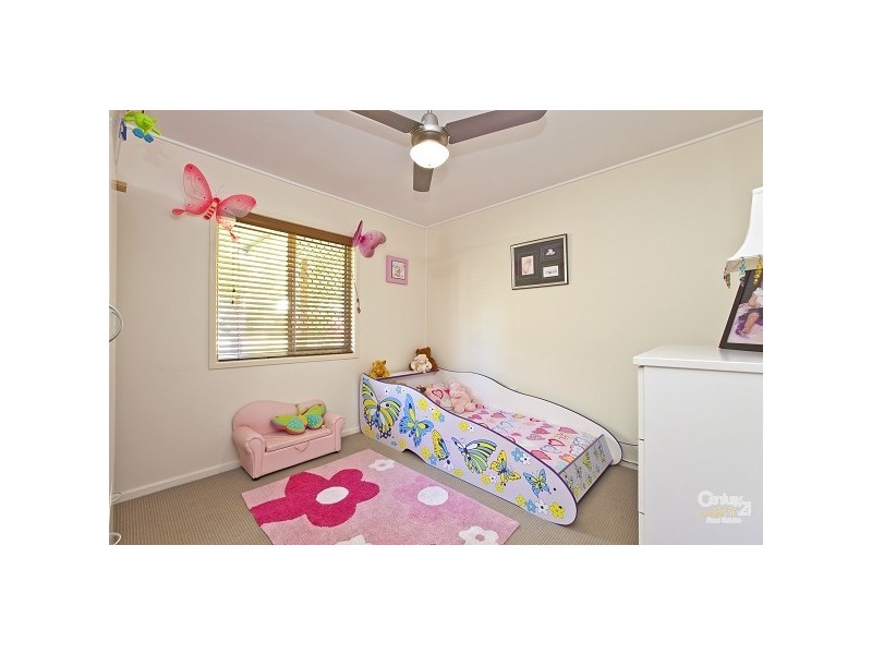 22 Beatty Road, Thorneside QLD 4158