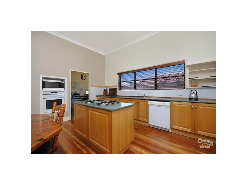 12 Paranka Drive South, Cleveland QLD 4163