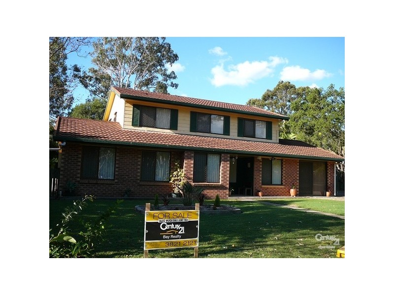 215 Mooroondu Rd, Thorneside QLD 4158