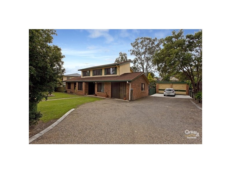 215 Mooroondu Rd, Thorneside QLD 4158