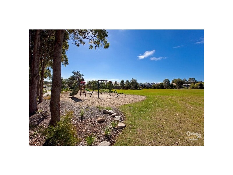 24 Brookvale Drv, Victoria Point QLD 4165