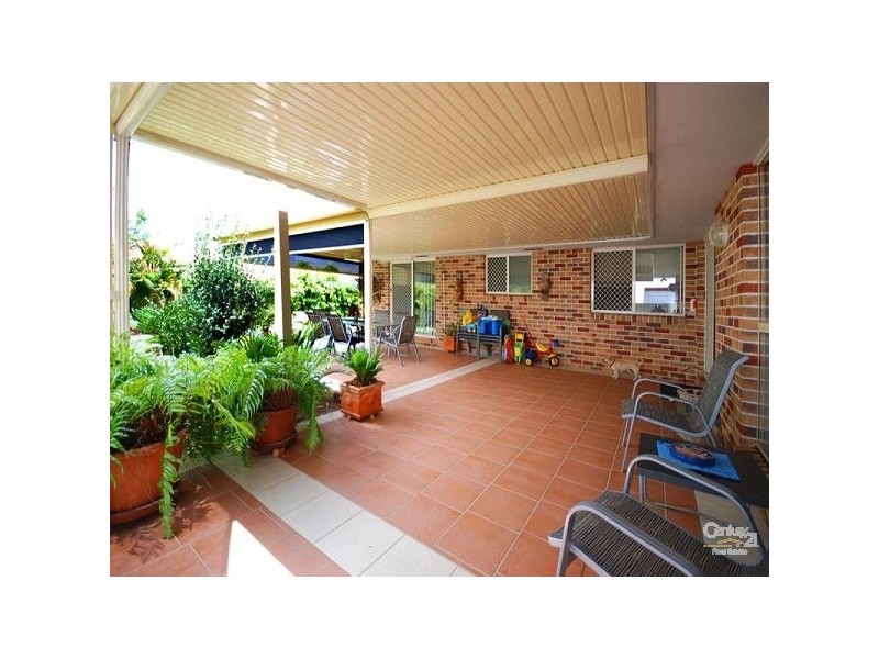 15 Keirnan Street, Redland Bay QLD 4165