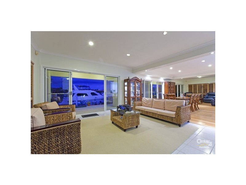 7 Carling Court, Raby Bay QLD 4163