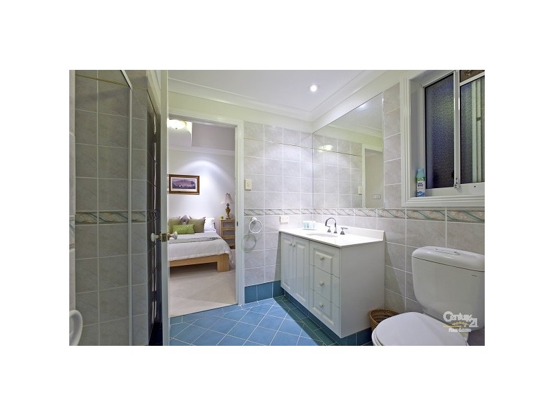 7 Carling Court, Raby Bay QLD 4163