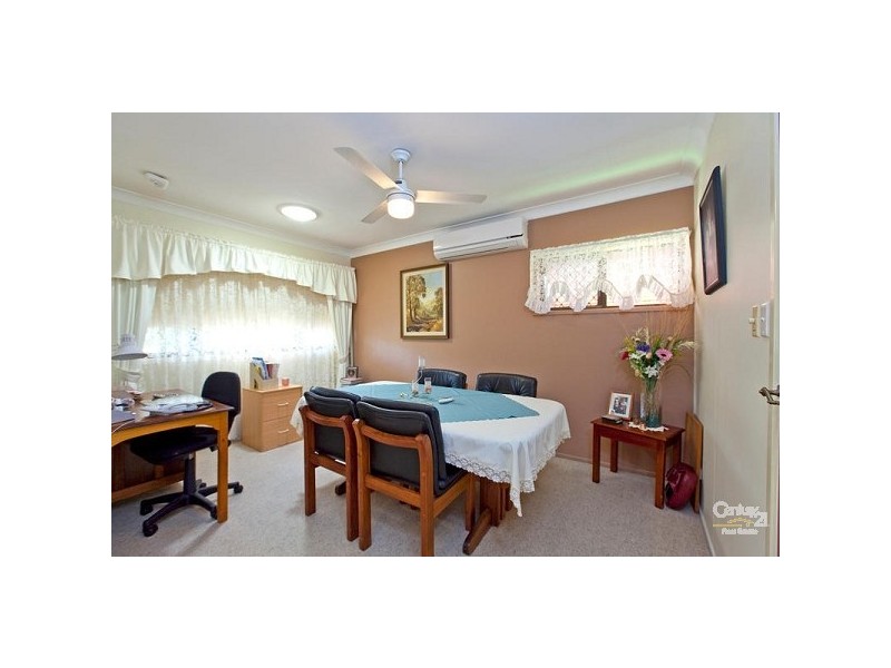 Must see central, Cleveland QLD 4163