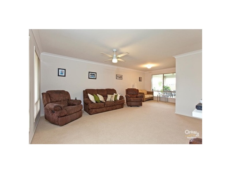 15 Forrest Street, Redland Bay QLD 4165