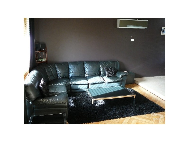 18 Boorana Street, Thorneside QLD 4158