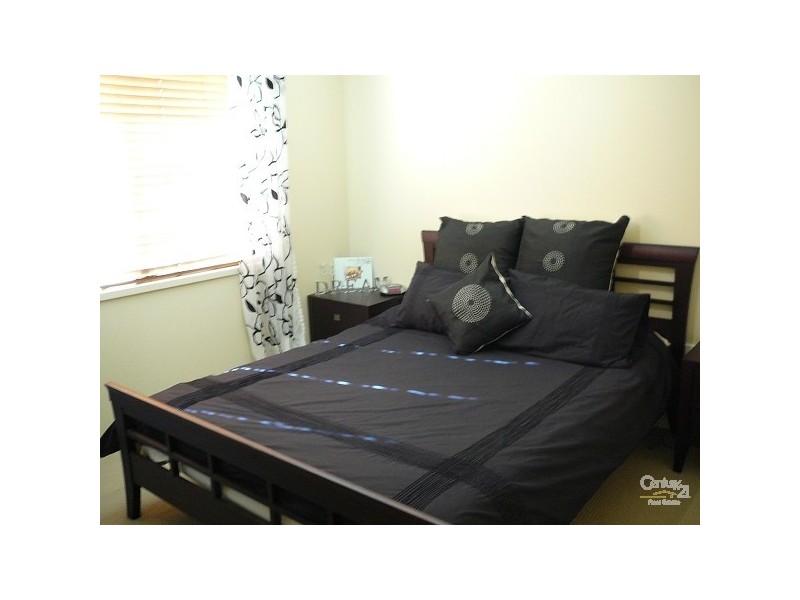 18 Boorana Street, Thorneside QLD 4158