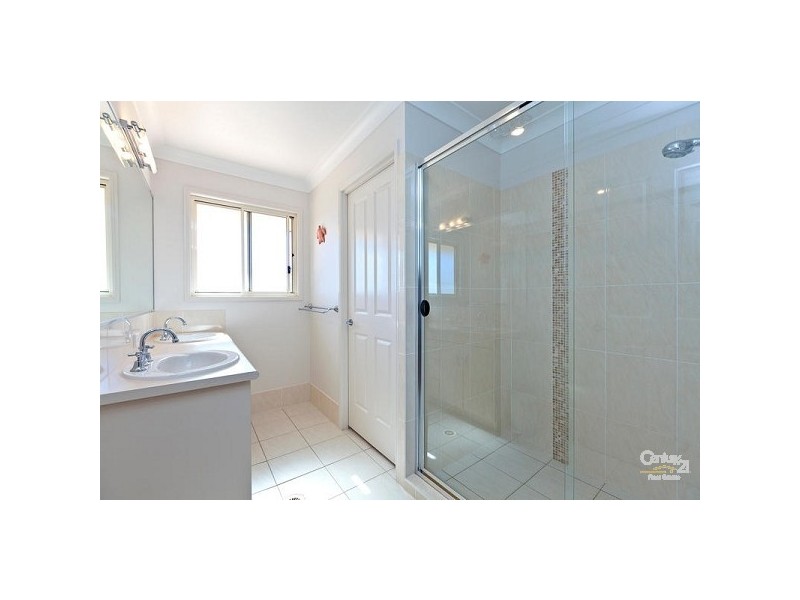 8 Sandune Place, Thornlands QLD 4164