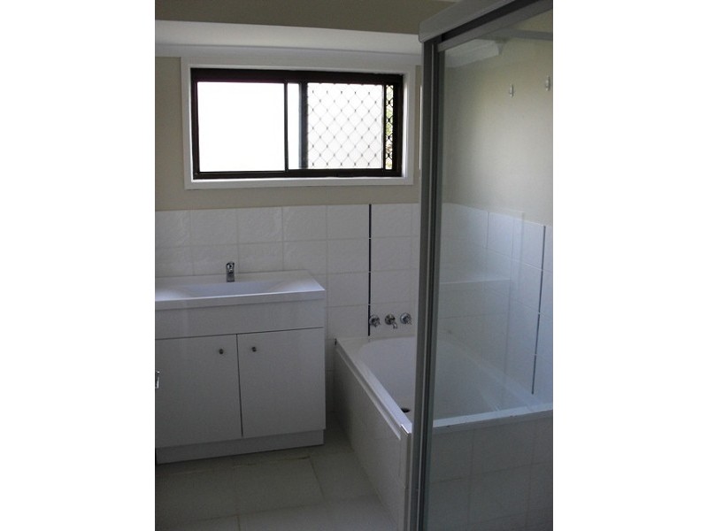 9 Ostend Court, Cleveland QLD 4163