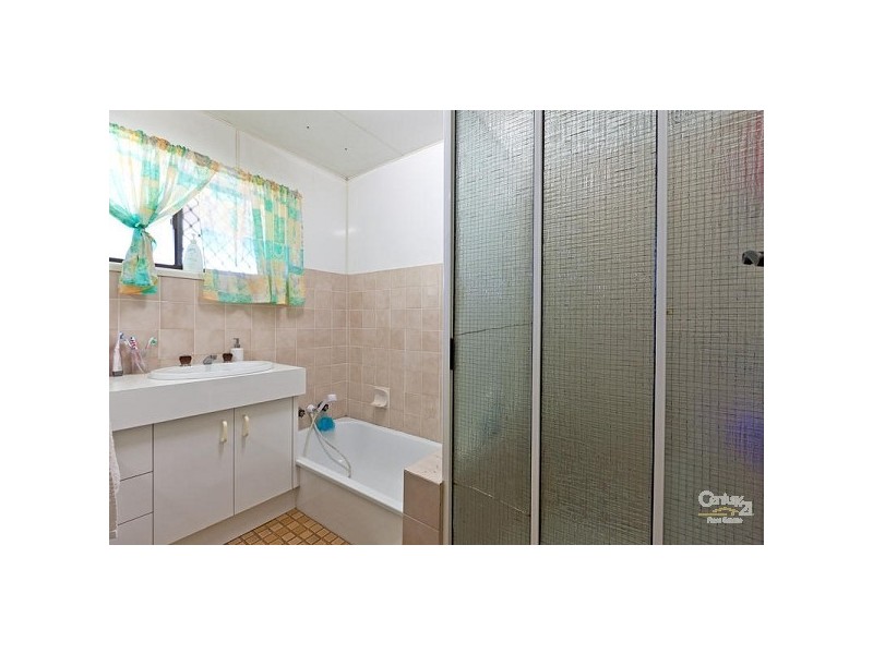 73 Island Street, Cleveland QLD 4163