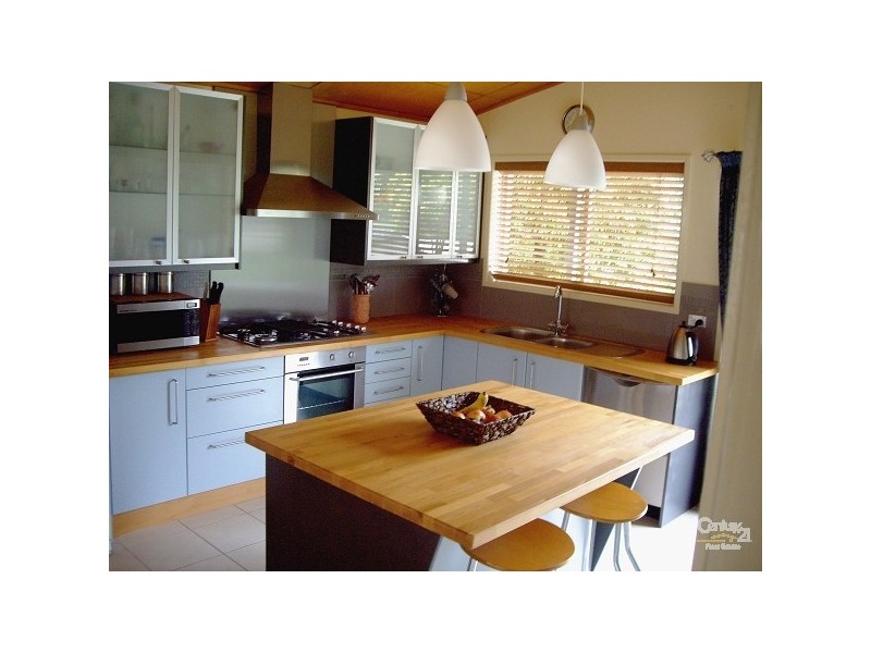 10 Cupania Street, Victoria Point QLD 4165