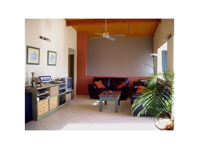 10 Cupania Street, Victoria Point QLD 4165