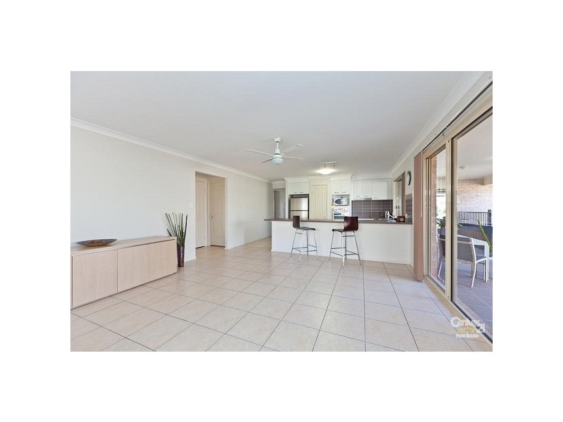 14 Pentecost Place, Redland Bay QLD 4165