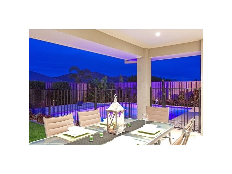 25 Whitby Place, Thornlands QLD 4164