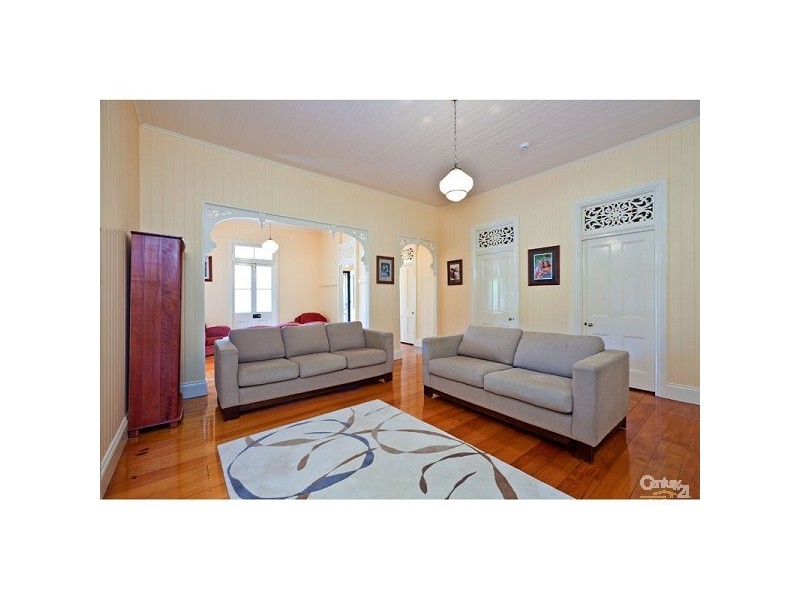 28 Erobin St, Cleveland QLD 4163