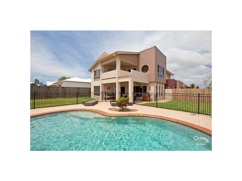 77 Beachcrest Road, Wellington Point QLD 4160