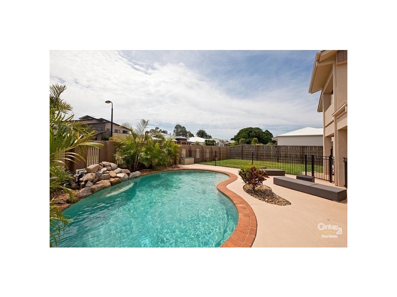 77 Beachcrest Road, Wellington Point QLD 4160