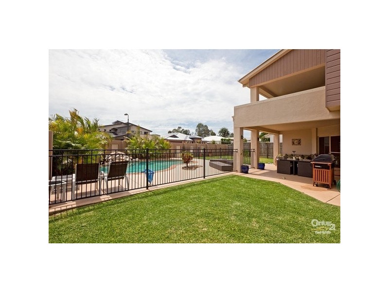 77 Beachcrest Road, Wellington Point QLD 4160