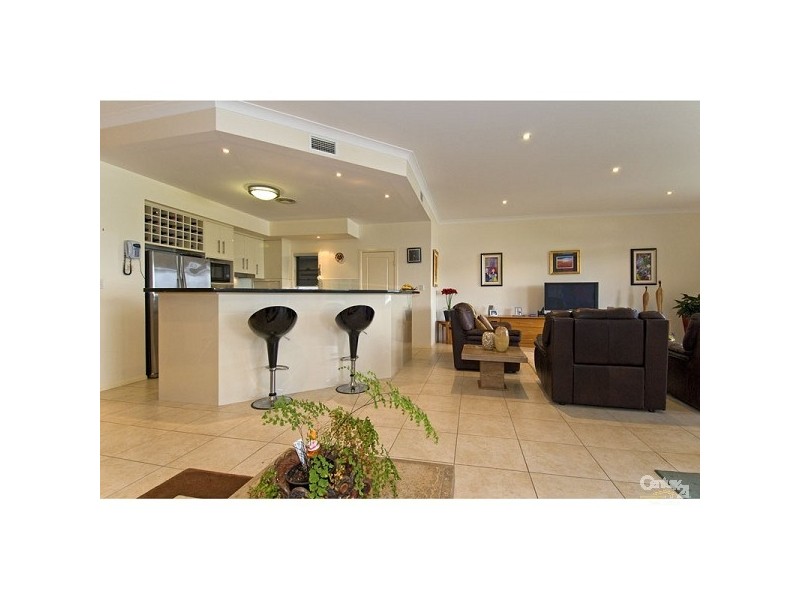24 Gray Street, Redland Bay QLD 4165