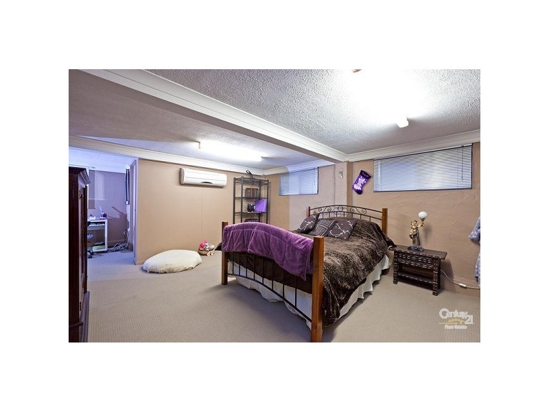 38 Blackwood Rd, Manly West QLD 4179