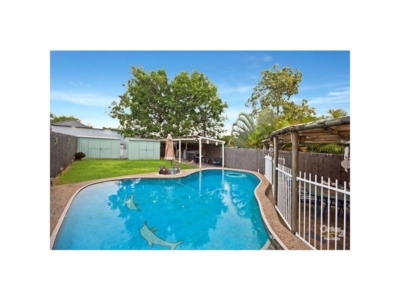 38 Blackwood Rd, Manly West QLD 4179