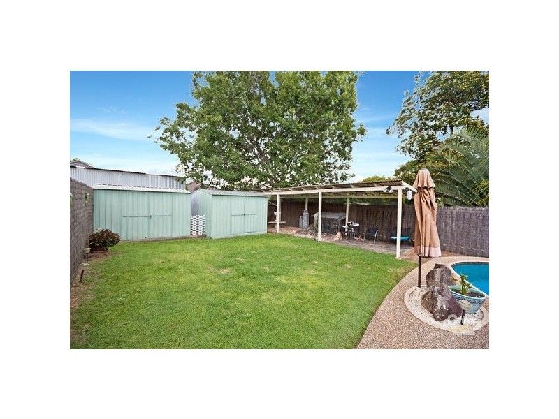 38 Blackwood Rd, Manly West QLD 4179